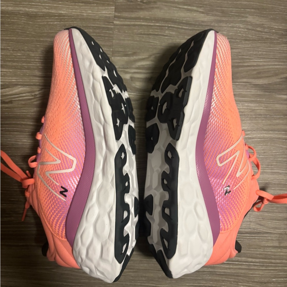 New Balance Women's Fresh Foam Running Shoes in Grapefruit/Raspberry - Picture 5 of 6